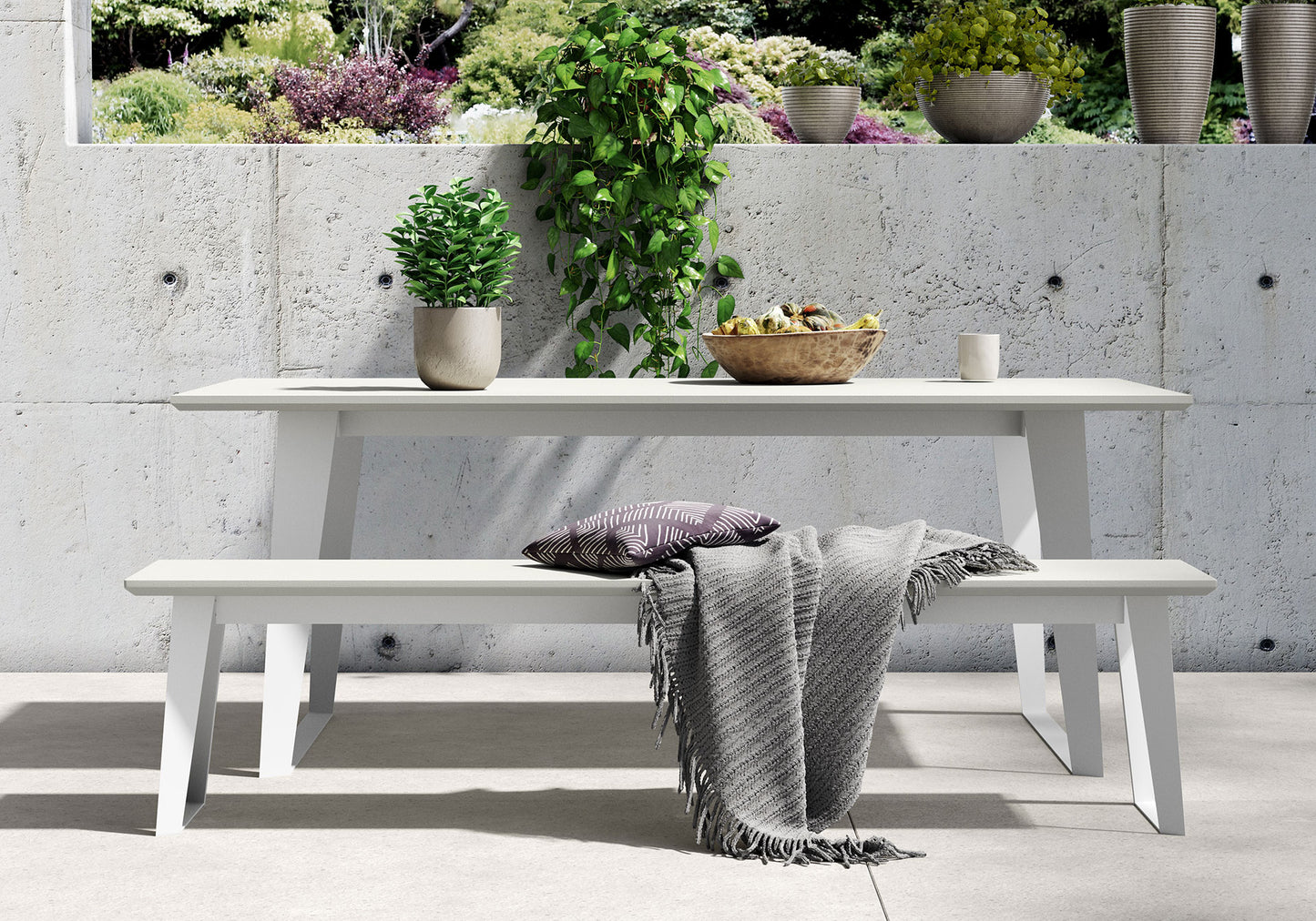 Amsterdam Bench in White Sand Concrete